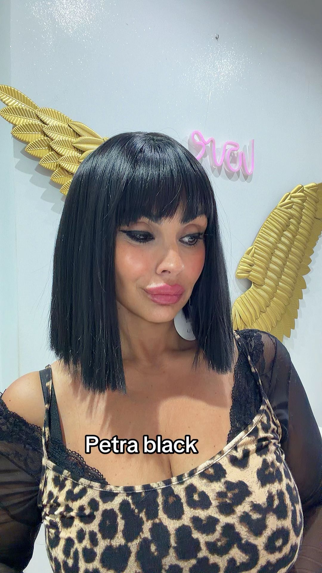 PARRUCCA PETRA BLACK