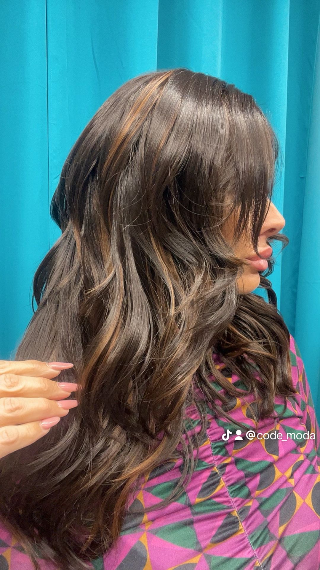 PARRUCCA ROSARIA CON MECHES