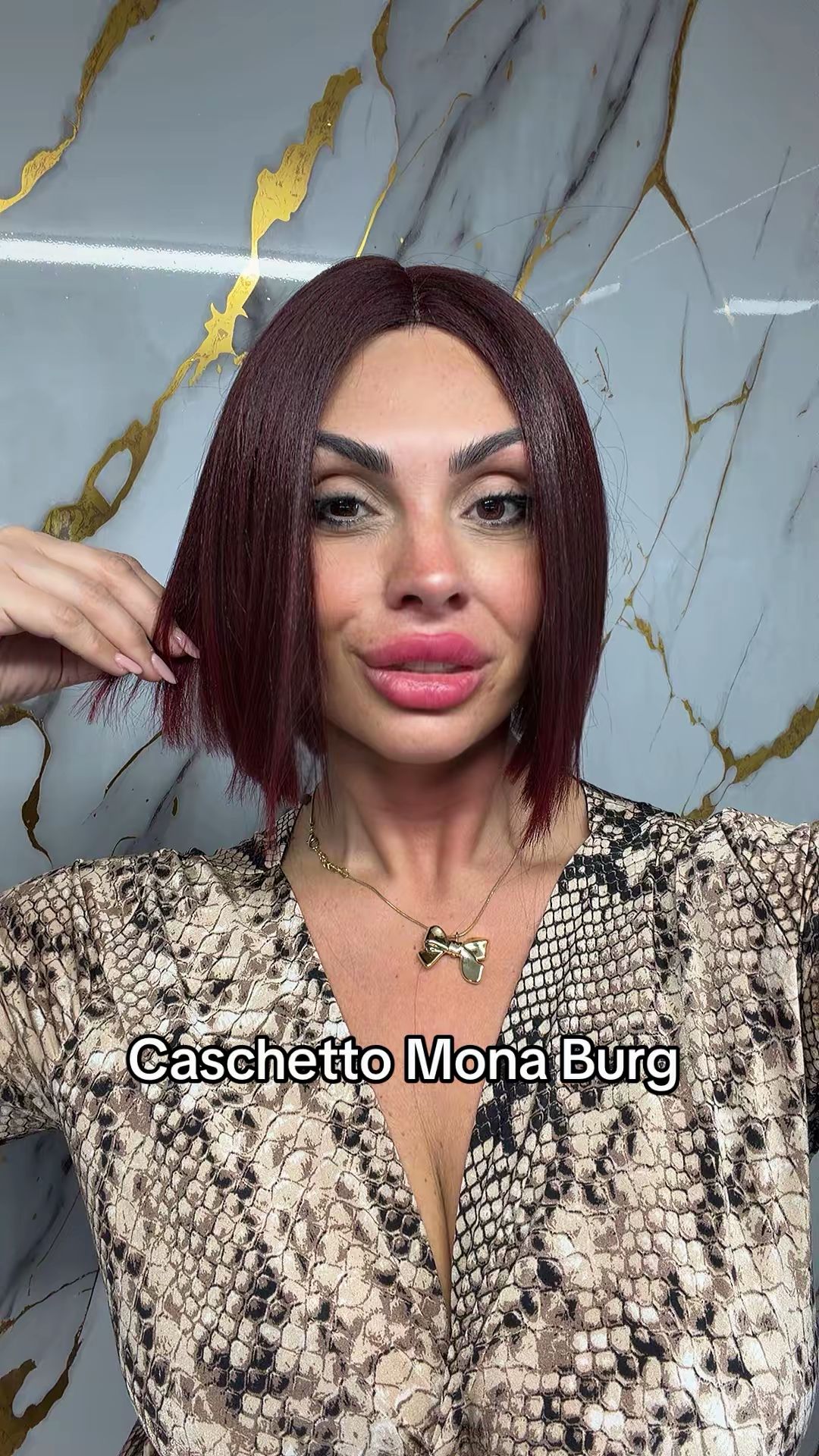 PARRUCCA MONA BURG